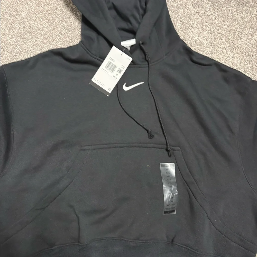 Nike Women's Black Hoodie - Picture 3 of 3